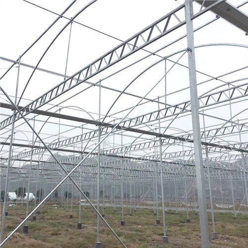 Estrutura de aço galvanizada em estufa